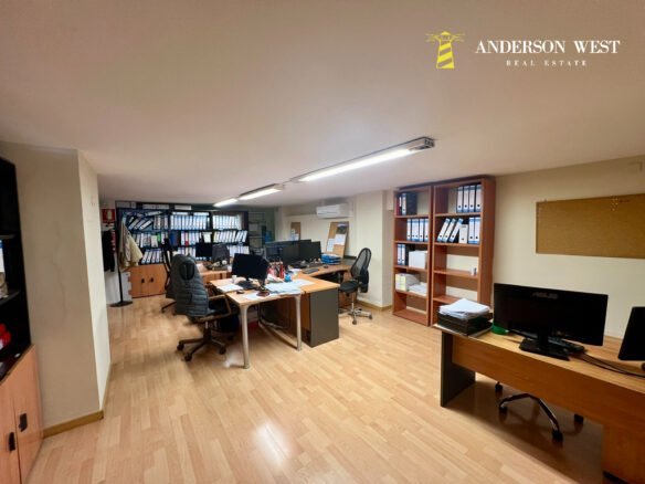 large office space for sale in Palma