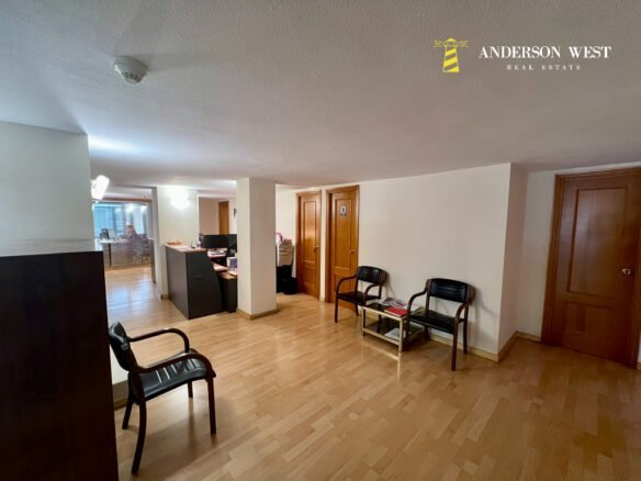 Buy business premises in Mallorca - have space for your business in the center of Mallorca today!