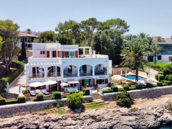 Mallorca's Exclusive Real Estate