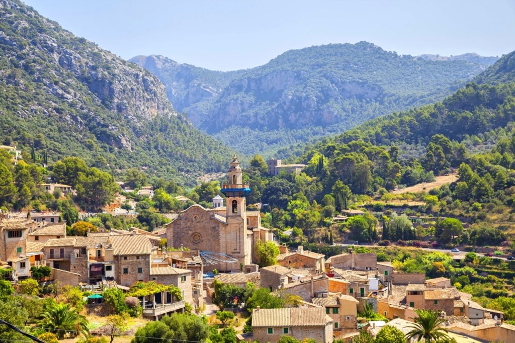 Mountain village Valldemosa in Mallorca – Anderson West | Mallorca Buyer's Agent Spain's Golden Visa