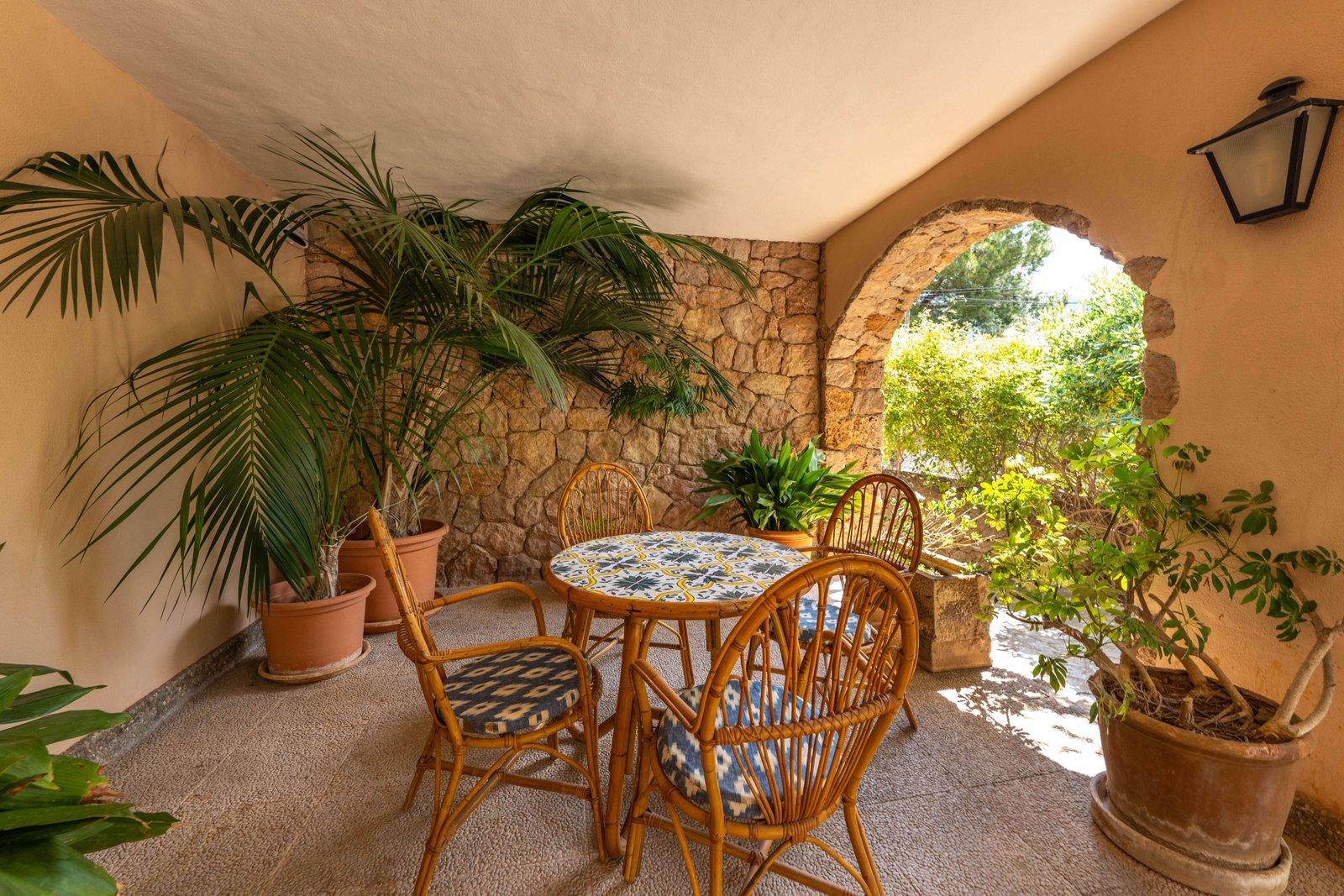 Bedroom with built-in wardrobes in property for sale Valldemossa buy this finca in valldemossa with Anderson West