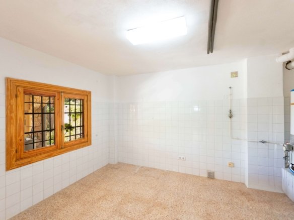 a finca with alot of potential in valldemossa and with amazing mountain views