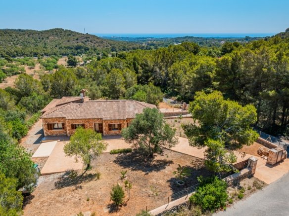 Authentic Stone Finca For Rent Between Felanitx and Portocolom