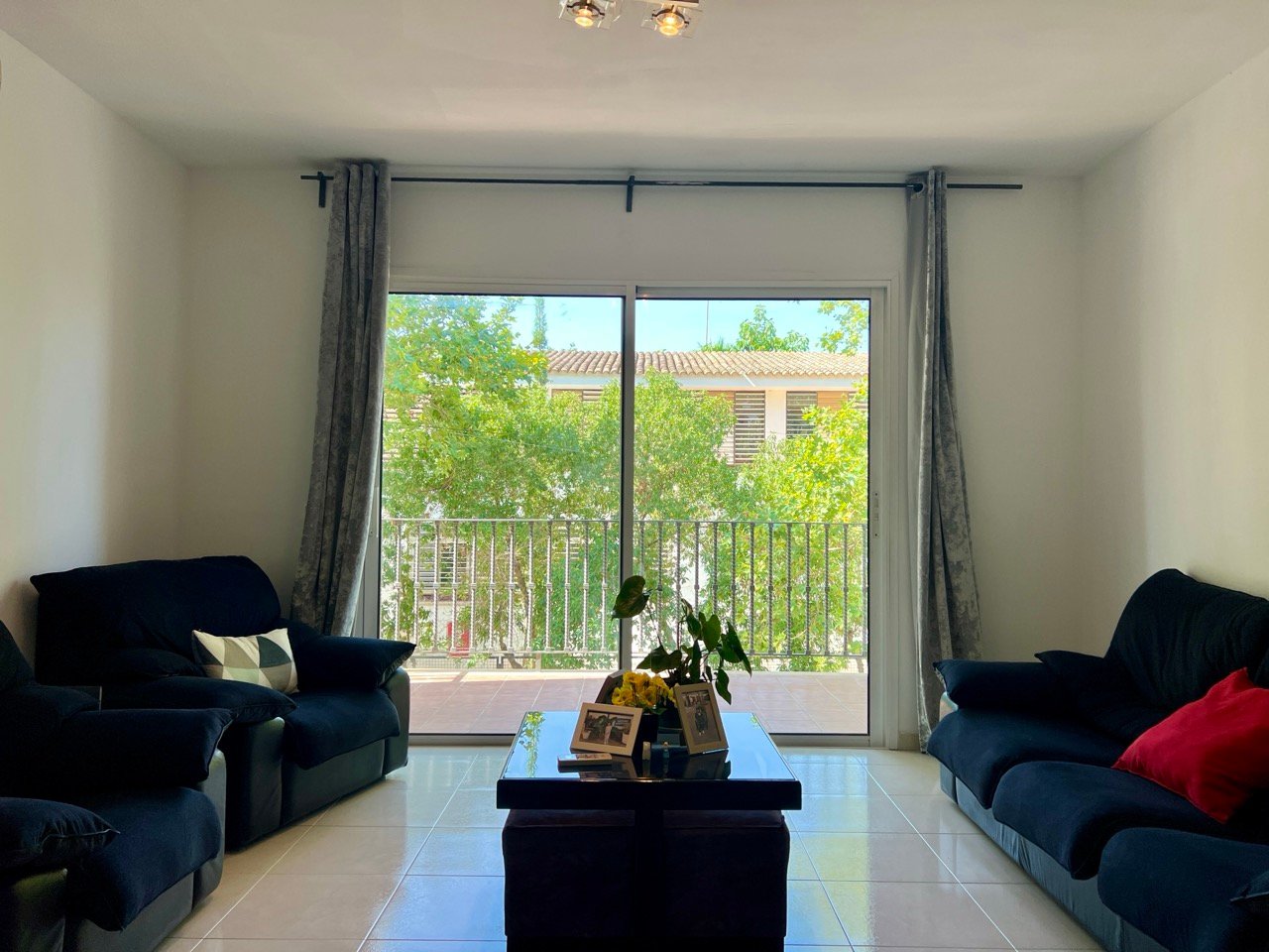 Charming Apartment in Porreres — Close to Schools, Restaurants & Public Square | 3 Bedrooms, Long Term Rent
