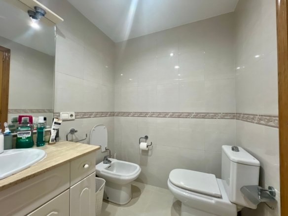 Charming Apartment in Porreres — Close to Schools, Restaurants & Public Square | 3 Bedrooms, Long Term Rent