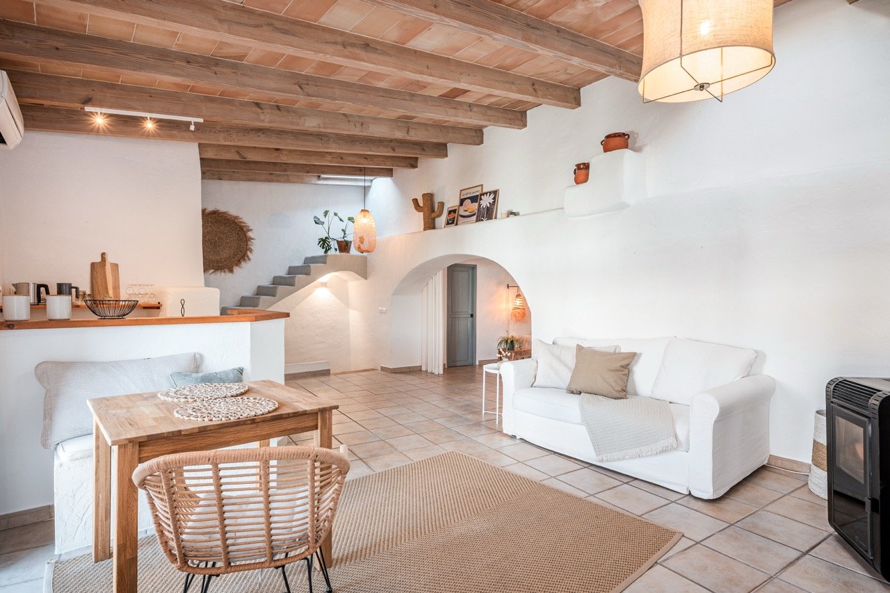 A Café, Two Apartments, One Rare Townhouse Opportunity in Felanitx’s Old Town
