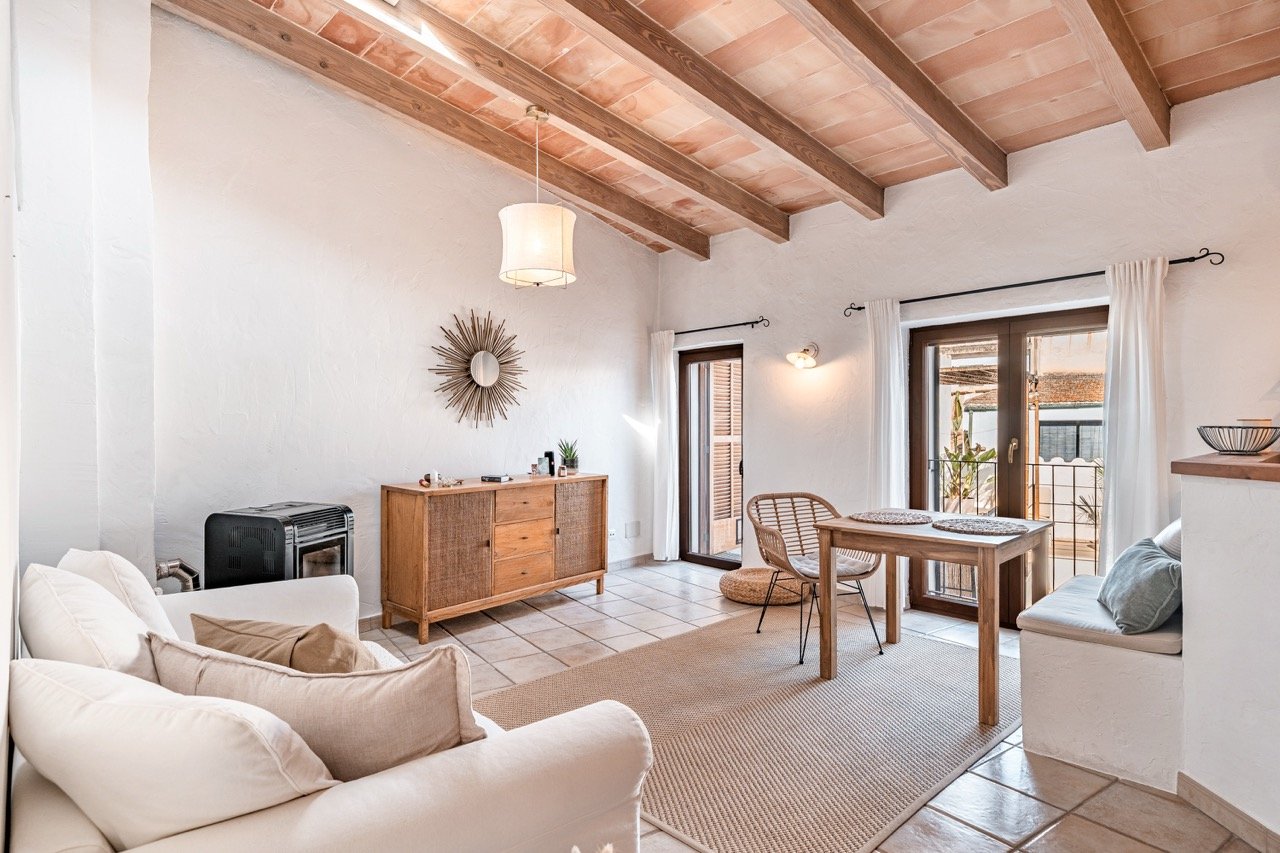 A Café, Two Apartments, One Rare Townhouse Opportunity in Felanitx’s Old Town