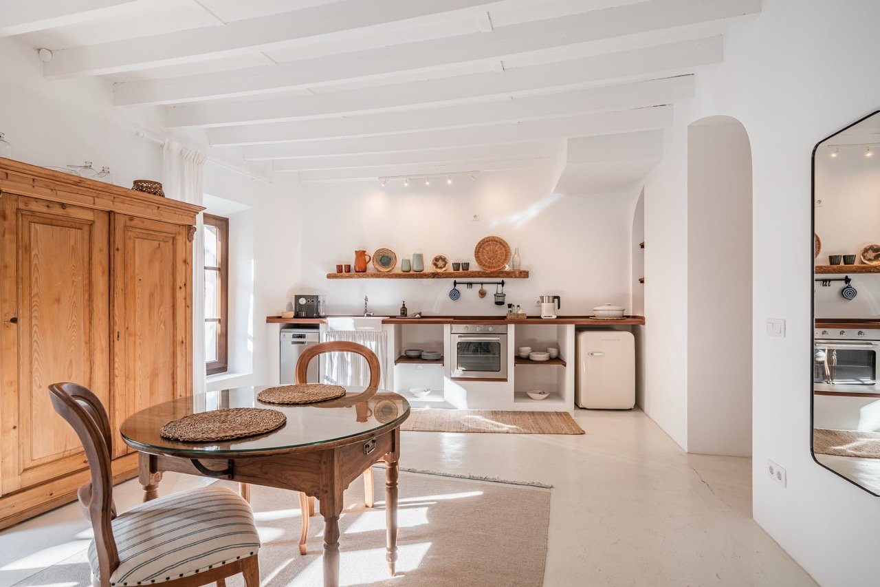 A Café, Two Apartments, One Rare Townhouse Opportunity in Felanitx’s Old Town
